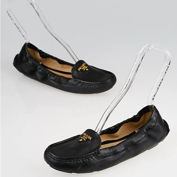 Prada Black Leather Scrunch Loafers - Picture 1 of 6